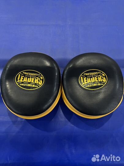 Боксерские лапы Leaders Mid Air
