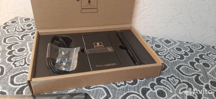 Графический планшет Wacom One by Wacom S