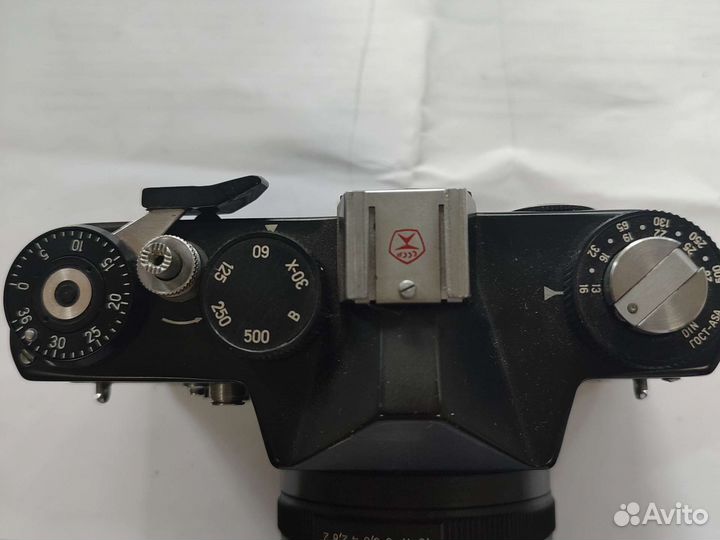 Плёночный фотоаппарат Зенит ттл