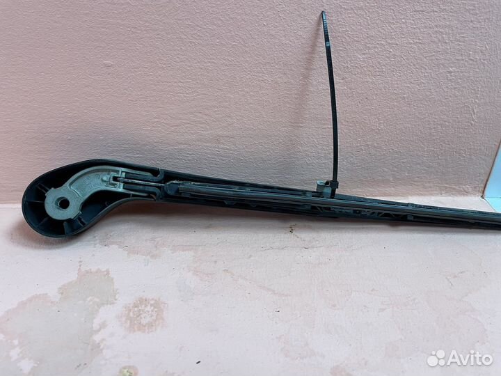 Задний дворник