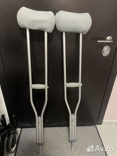 Костыли подмышечные