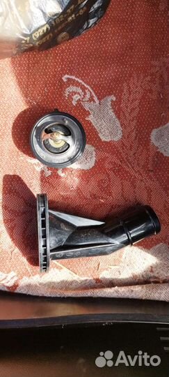 Термостат на 82 градуса и корпус термостата