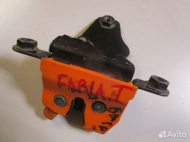 Замок багажника Skoda Fabia