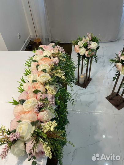 Свадебная арка с оформлением в аренду, декор