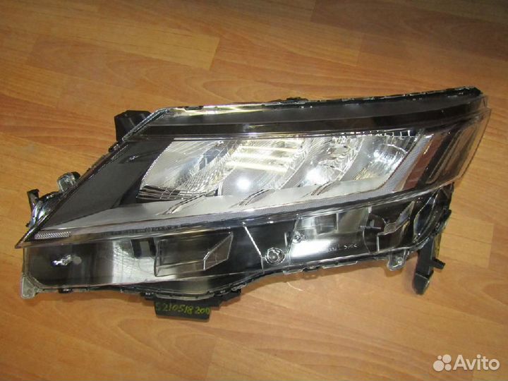 Фара левая Mitsubishi ASX