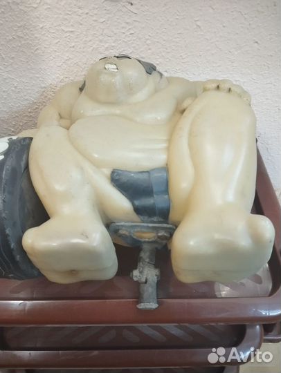 Фигурка toyotires суммо с подсветкой