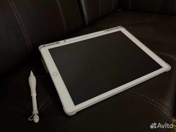 iPad pro 12.9 (1 gen) +ориг клав, +Apple Pen 2 шт