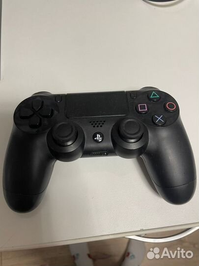 Sony playstation 4 pro 1tb PS4