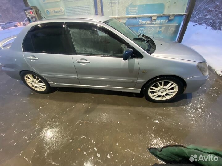 Mitsubishi Lancer 2.0 МТ, 2004, 290 000 км