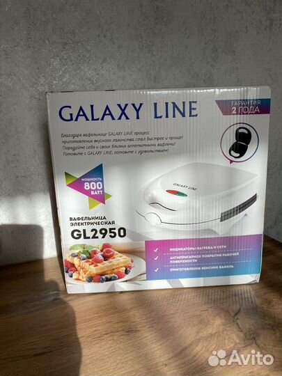 Вафельница новая