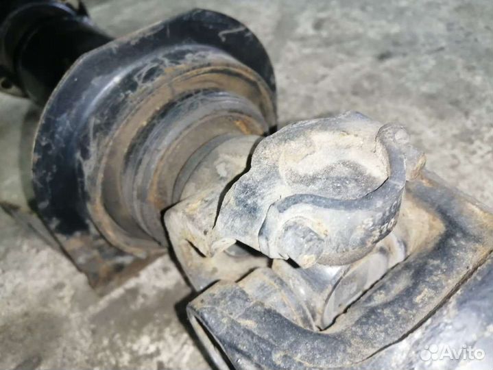 Карданный вал Mercedes-Benz ML W163