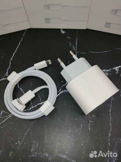 Новая быстрая зарядка для iPhone 20W