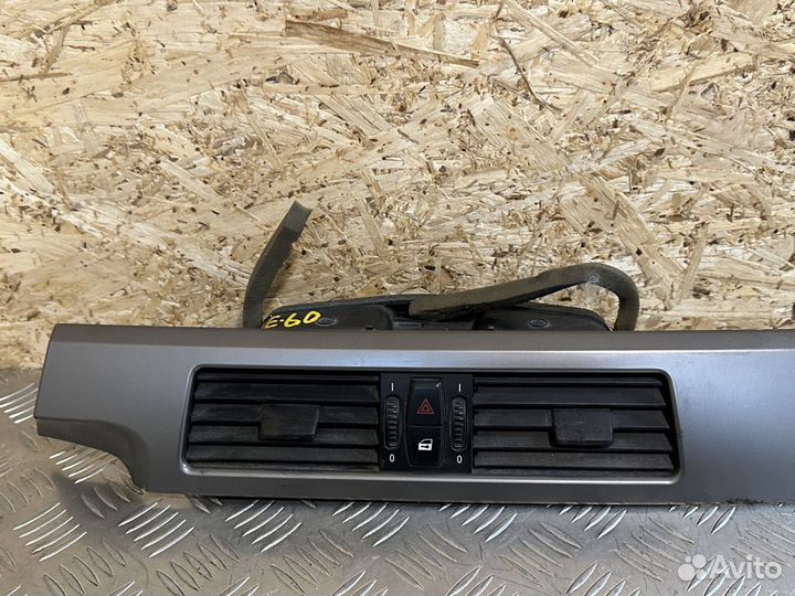 Накладка декоративная BMW E60