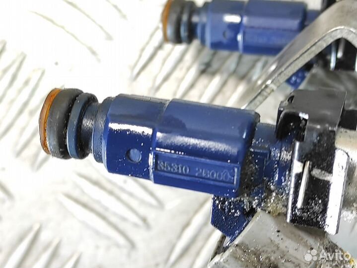 Форсунка двигателя Kia Ceed 2007 2012