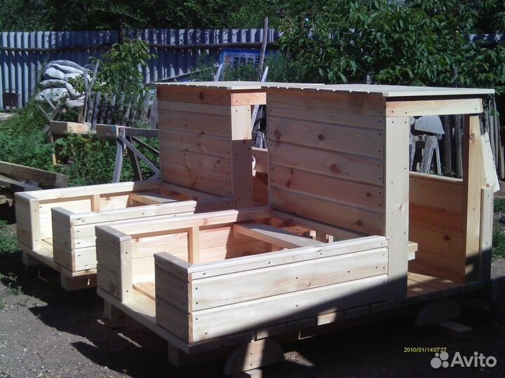 Детская машинка из дерева