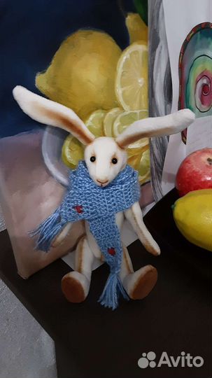 Авторская игрушка Зайчик мечтатель 