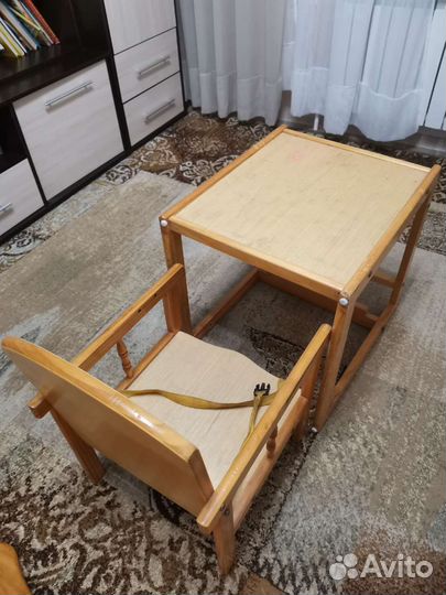 Столик для кормления ребенка