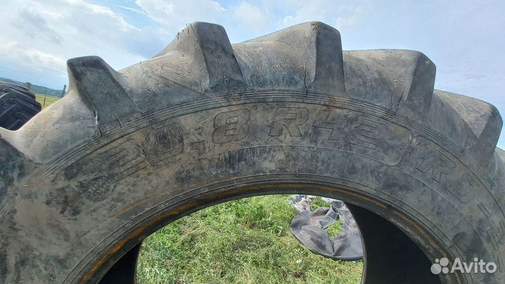 Резина на трактор