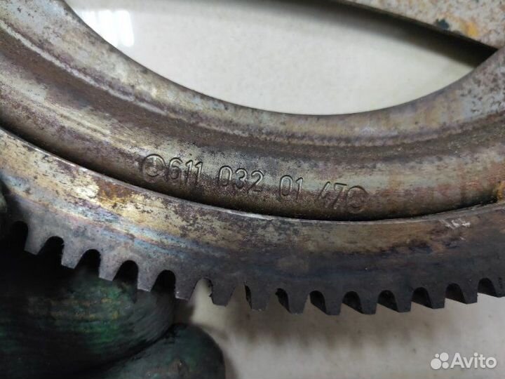 Маховик A6110320147 Mercedes-Benz C-Class W203