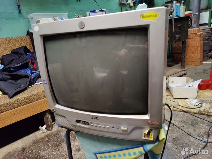 Телевизор JVC