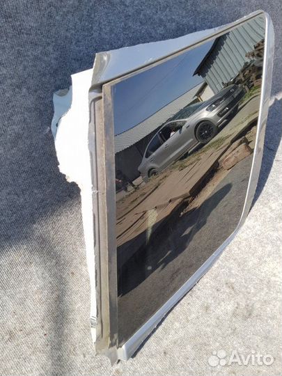 Стекло глухое заднее правое Land Rover Freelander