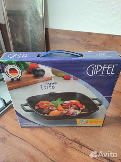 Чугунная сковорода gipfel