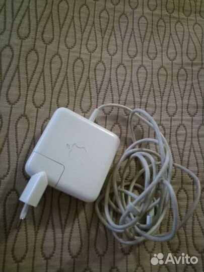 Зарядка на macbook