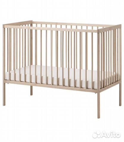 Кровать, бортик, матрас и одеяло для детской крова