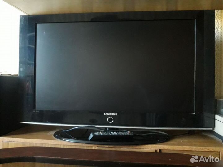 Телевизор Samsung 37 дюймов
