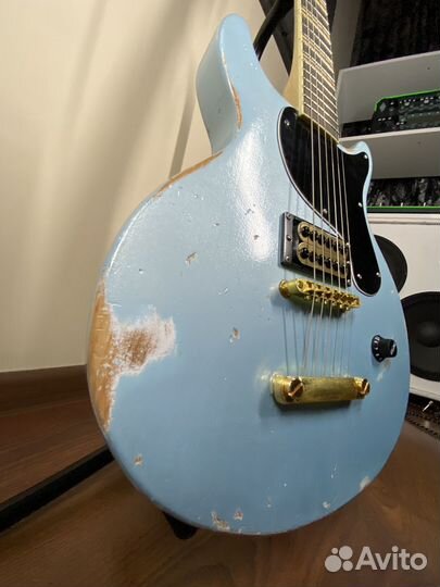 Электоргитара винтажная