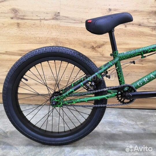 Трюковой велосипед BMX