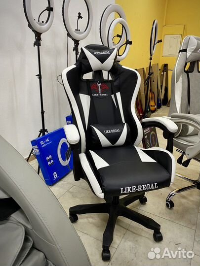 Компьютерное кресло игровое
