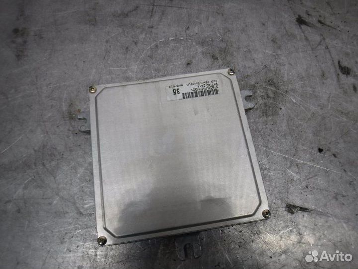 Блок управления двигателем Honda Civic D16V 2003