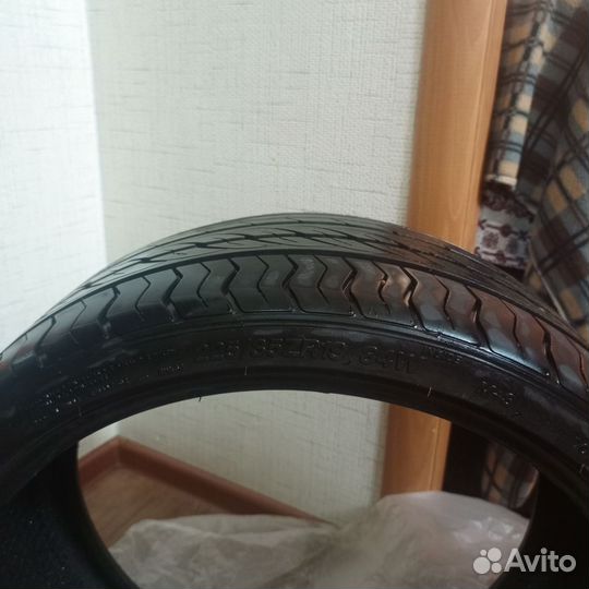 Centara Vanti HP 235/35 R19