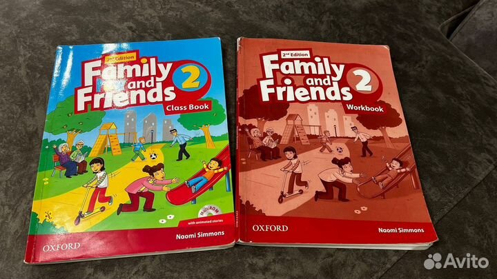 Учебник английского Family and friends class book