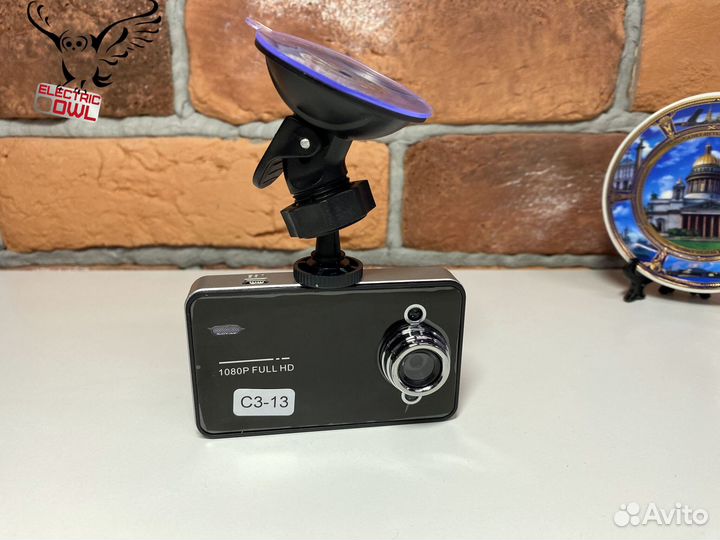 Автомобильный видеорегистратор C3-13