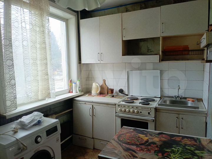 3-к. квартира, 57 м², 2/5 эт.