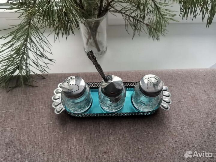 Солонка и перечница