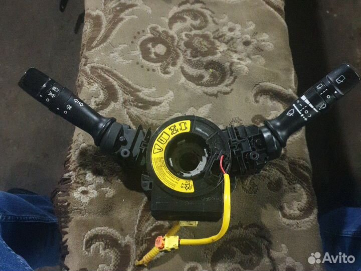 Подрулевой переключатель в сборе киа сиид 2 jd