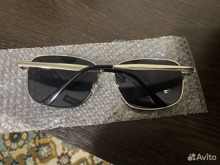 Солнцезащитные очки