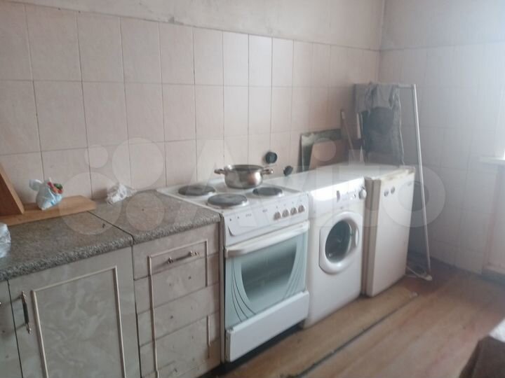 2-к. квартира, 46 м², 3/3 эт.