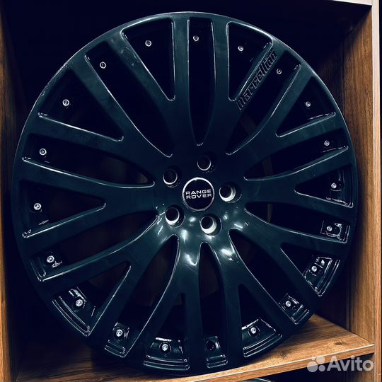 Диски R22 5x120 Range Rover