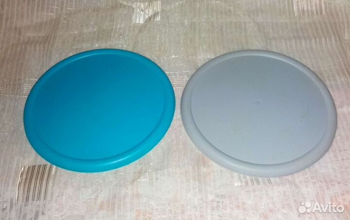 Летающие тарелки