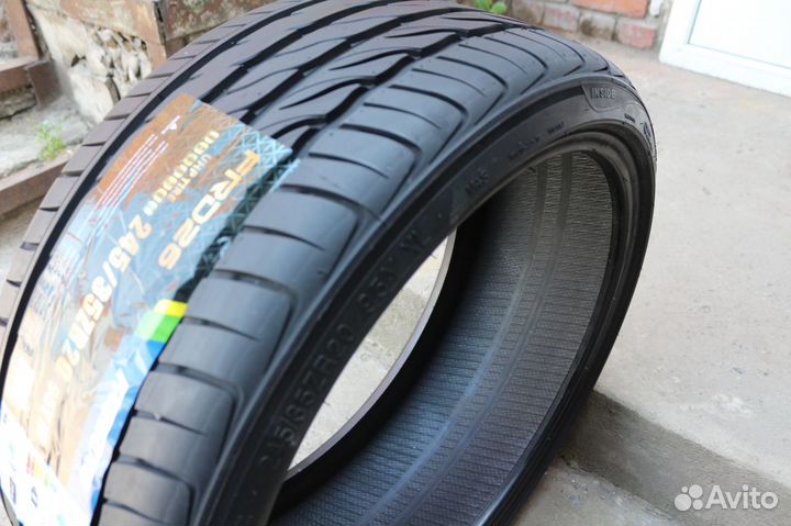 Farroad FRD26 245/35 R20 95Y