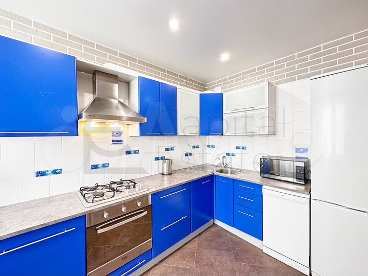 2-к. квартира, 50 м², 7/10 эт.