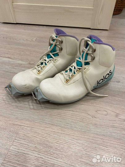 Лыжные ботинки jalas