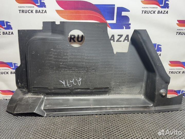 9736940633 Накладка салона задняя