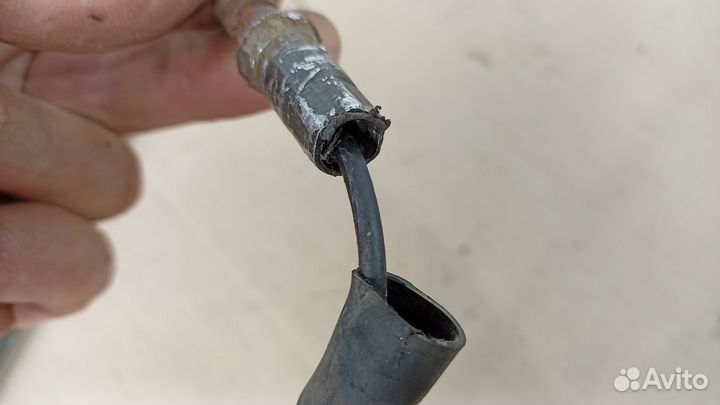 Трос ручника левый правый Шевроле Лачетти