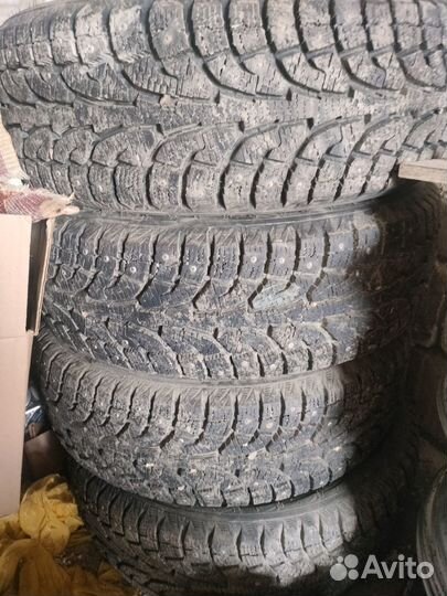 Hankook Radial Z59 215/60 R17