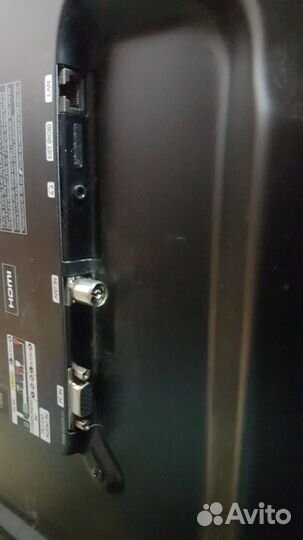 Самсунг UE40D5000PW